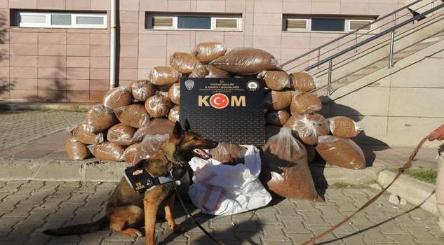 Yozgat Emniyeti 30 çuval kaçak tütün ele geçirildi