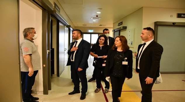 Hastane çalışanları kahvaltıda bir araya geldi