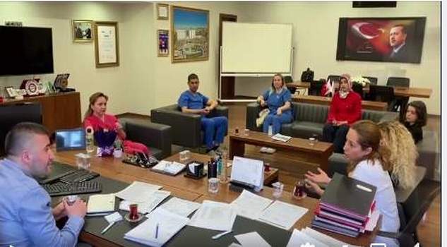 Başhekim Kozan, Diyaliz Ünitesi çalışanları ile bir araya geldi