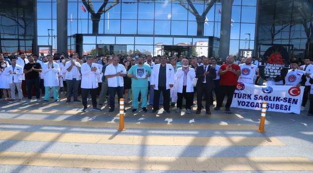 Sağlık çalışanları saldırıyı kınadı