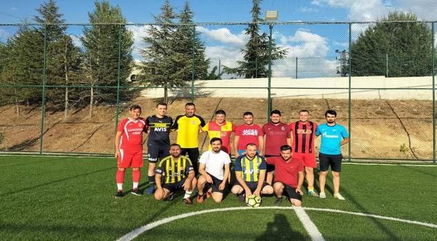 Futbol ile obezite’ye dikkat çektiler