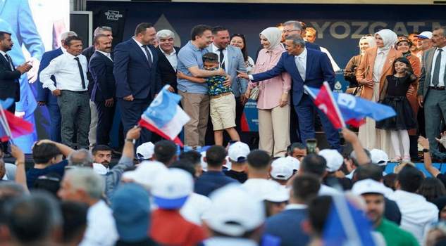 Babacan: Ekonomik krizi de, göç krizini de biz çözeceğiz