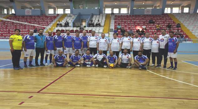 Kazanan dostluk oldu