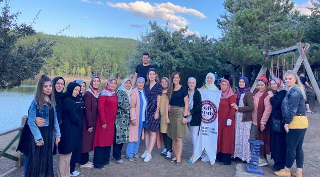 Dernek üyeleri Çamlık Milli Parkında moral depoladı