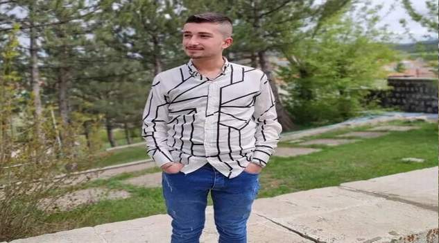 Arkadaşını 53 yerinden vahşice bıçakladı