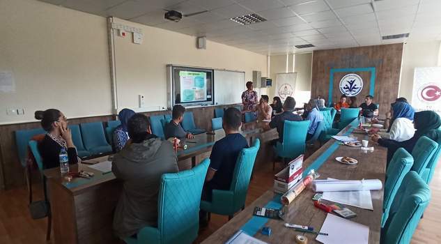 Öğretmenlere yönelik eğitim programı düzenlendi