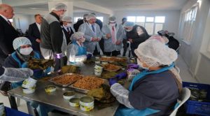 Vali Polat ve Başer’den fabrika ziyareti