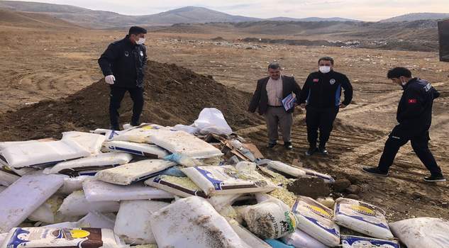 Yerköy’de 3 ton peynir ve 500 kilo yağ imha edildi