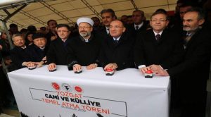 Başer ve Köse’de camilerin önemine değindi