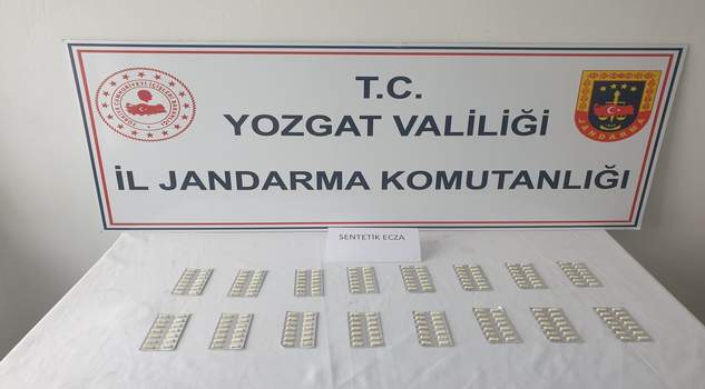 Jandarma, kargoyla gelen uyuşturucuya geçit vermedi