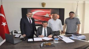 Dekoratif aydınlatma direği protokolleri imzalandı