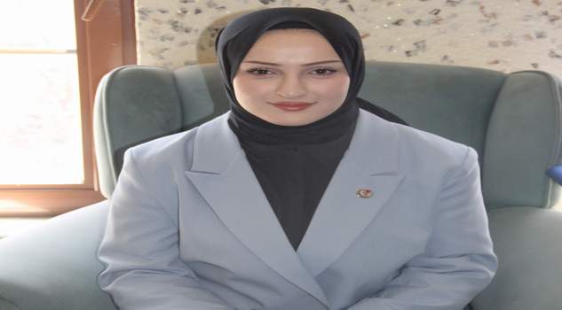 En genç Milletvekili Adayı Cansu Çiftçi sahada