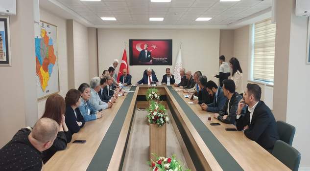 Eğitim Bir Sen yetkide 10. yıla girdi