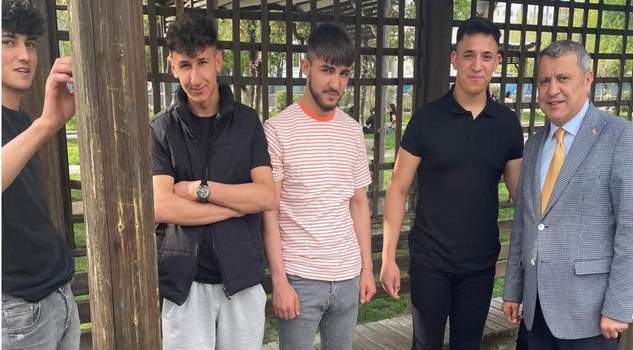 Yılmaz: Gençlerimize hak ettiği değeri vereceğiz