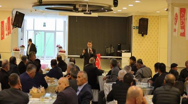 Sedef muhtarlarla buluştu