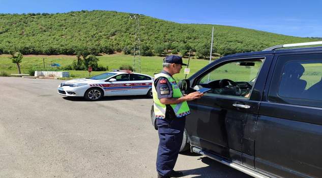 Jandarma bayram öncesi denetimleri sıklaştırdı