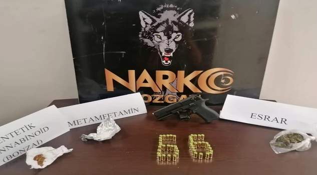 Emniyet’ten uyuşturucu operasyonu: 2 gözaltı