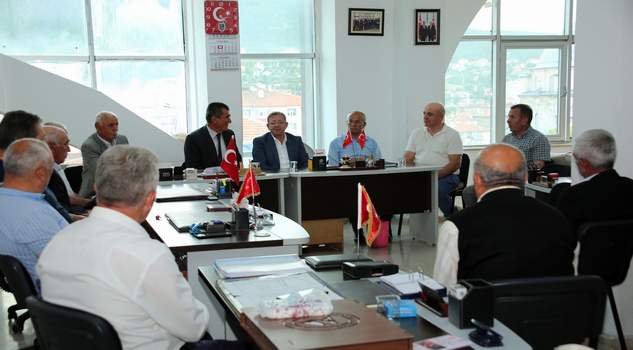 Vali Polat: Milletimize hizmet etmek bizim boynumuzun borcudur