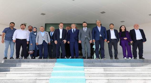 Milletvekillerinden Rektör Yaşar’a ziyaret