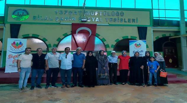 Şehit aileleri ile bir araya geldi