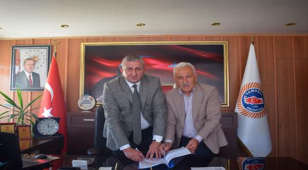 Yamaçlı Belediyesi’nde işçilere yüzde 75 ücret artışı