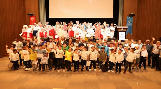 İYC’den yılsonu etkinliği