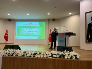 Yurtlu, dernekleri bilgilendirdi