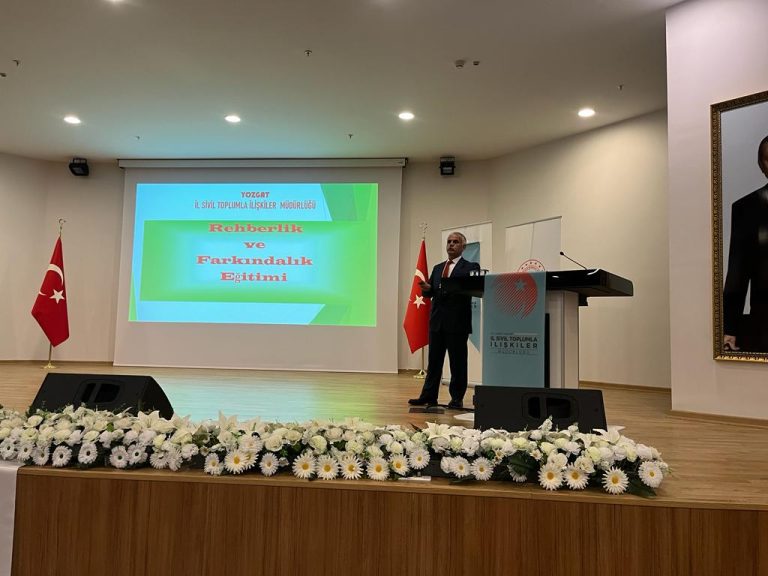 Yurtlu, dernekleri bilgilendirdi