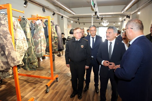 Vali Özkan OSB’yi gezdi OSB heyeti ile toplantı yaptı