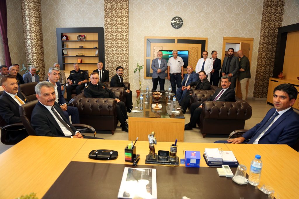 Vali Özkan’dan Kaymakam Coşgun ve Başkan Yılmaz’a ziyaret