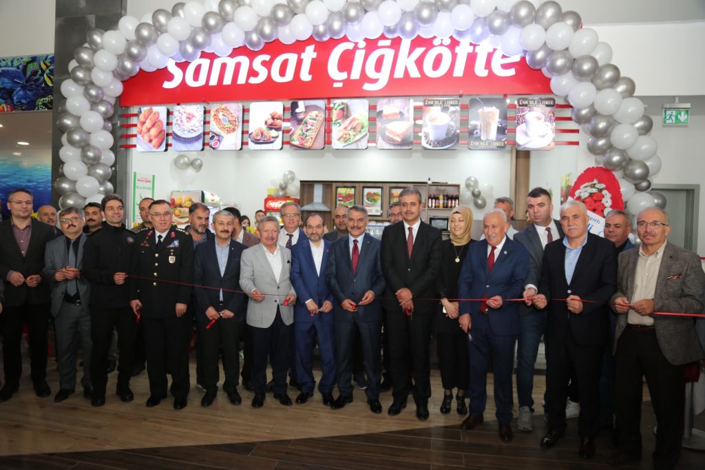Yozgat’a yeni bir lezzet durağı: Samsa Çiğköfte hizmete girdi