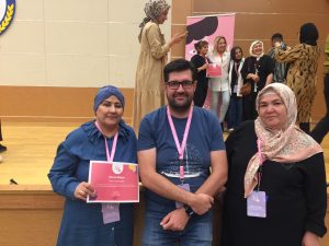 Kanseri yenen kadınlar başarı hikayelerini anlattı