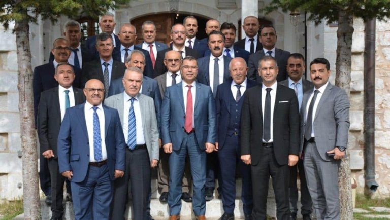 Altınkaynak, İlçe Milli Eğitim müdürleri ile toplantı yaptı