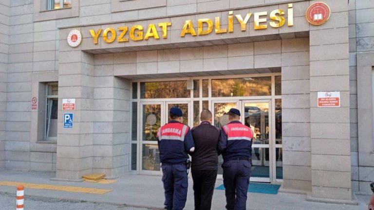 Jandarma, hapis cezası bulunan 15 şahsı yakalayarak adalete teslim etti