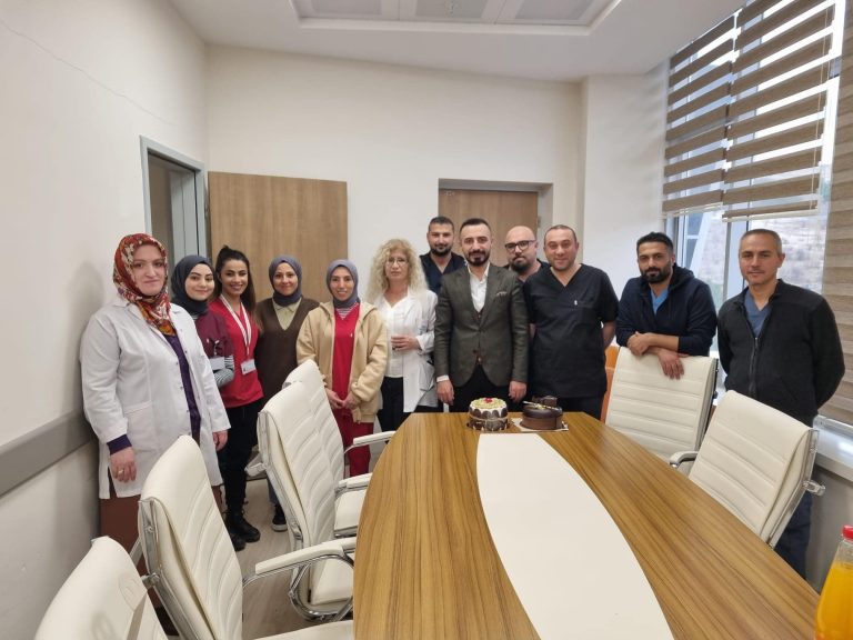 Ece, Diş teknisyenleri ve teknikerlerinin gününü kutladı