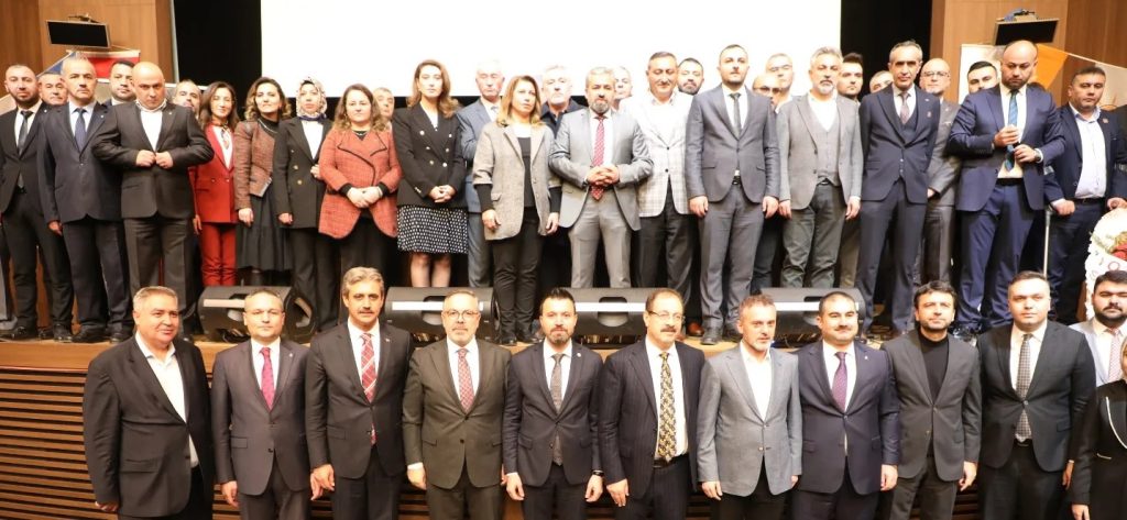 AK Parti İl Yönetiminde görev dağılımı yapıldı