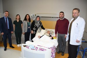 100 yaşında ameliyat oldu, yürüyerek taburcu oldu