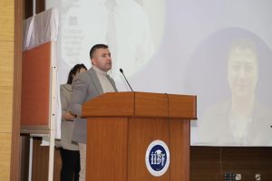 Üniversitesi öğrencilerine sağlık yönetimi deneyimlerini anlattı