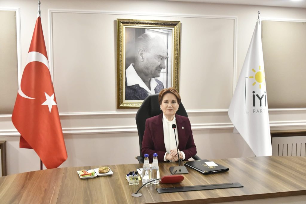 İYİ Parti tek başına yerel seçimlere girmeye karar verdi