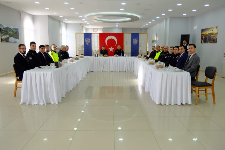 Vali Özkan, Emniyet Teşkilatı ile 2023 çalışmalarını değerlendirdi