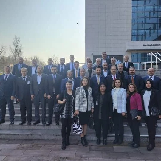 AK Parti İl Teşkilatı’ndan Meclis’e çıkarma