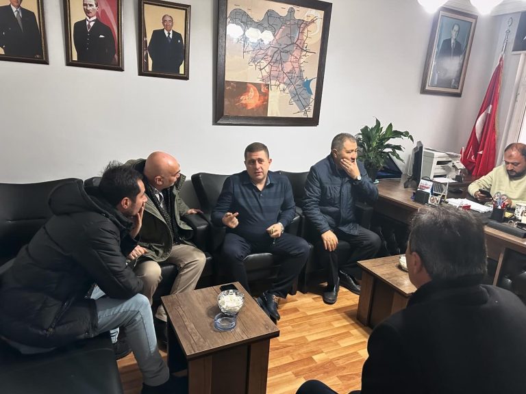 Sedef, hemşerileri ile bir araya geldi