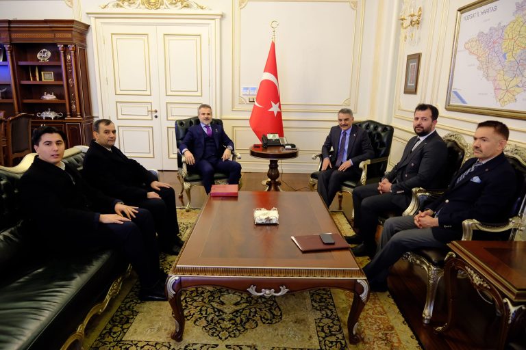 YRP Genel Başkan Yardımcısı Kılıç’tan Vali Özkan’a ziyaret