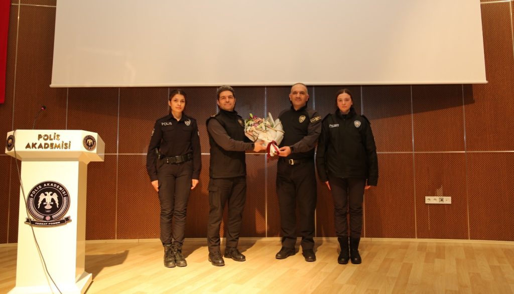 Tecimer, POMEM öğrencilerine tecrübelerini anlattı