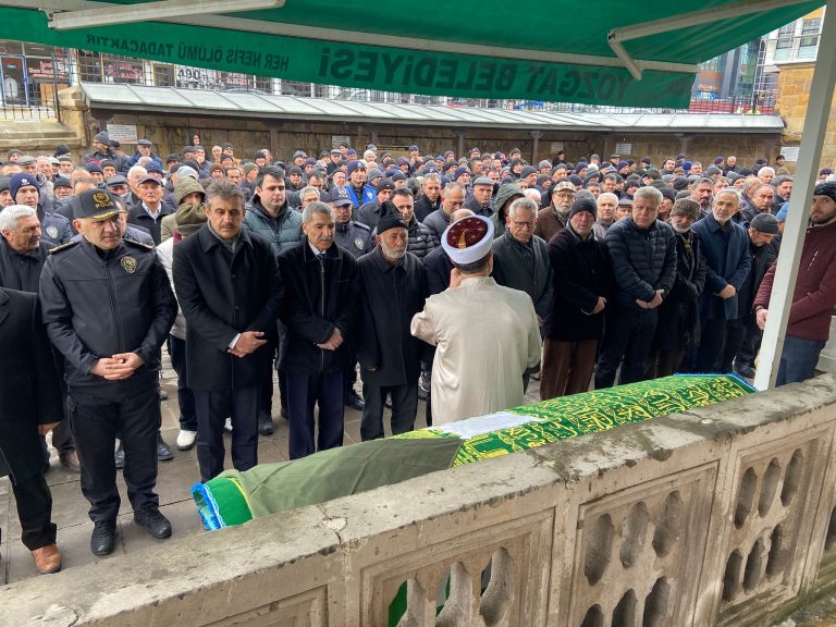 Şehit annesi Satı Bozkurt son yolculuğuna uğurlandı