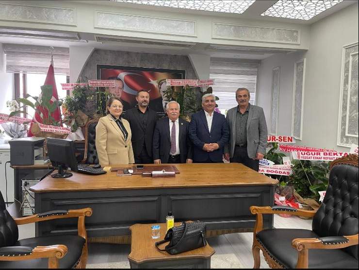 Meclis üyelerinden hayırlı olsun ziyareti