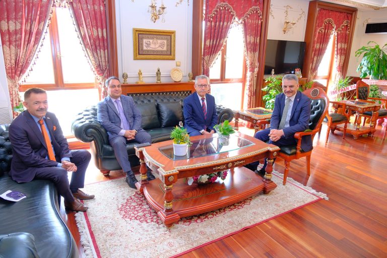 Vali Özkan’dan hayırlı olsun ziyareti