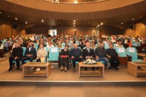 Başkan Arslan, miniklerin yılsonu heyecanına ortak oldu