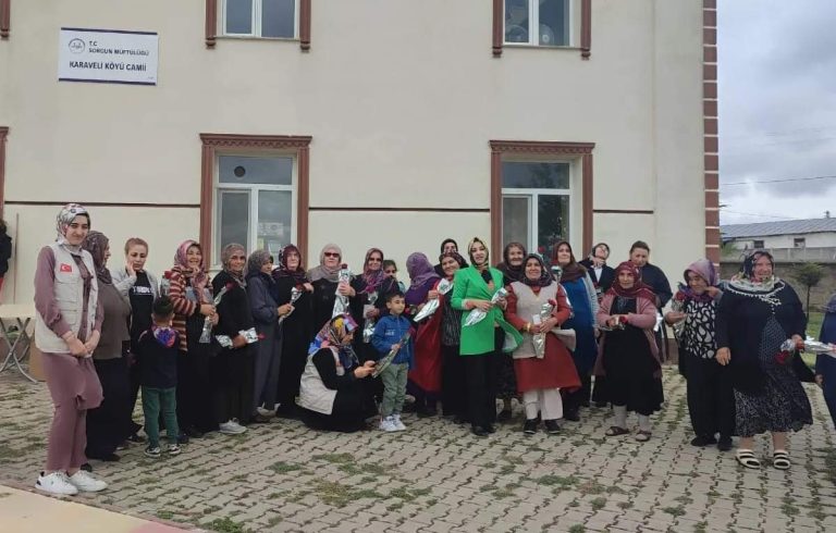 Şefkat Eli Derneği’nden Anneler Günü etkinliği