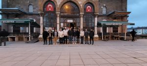 Öğrenciler sabah namazında buluştu